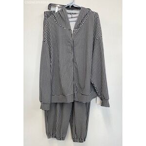 Curvzy Black/White 2 Pcs Set Long Sleeve Top and Pants - Size 3XL